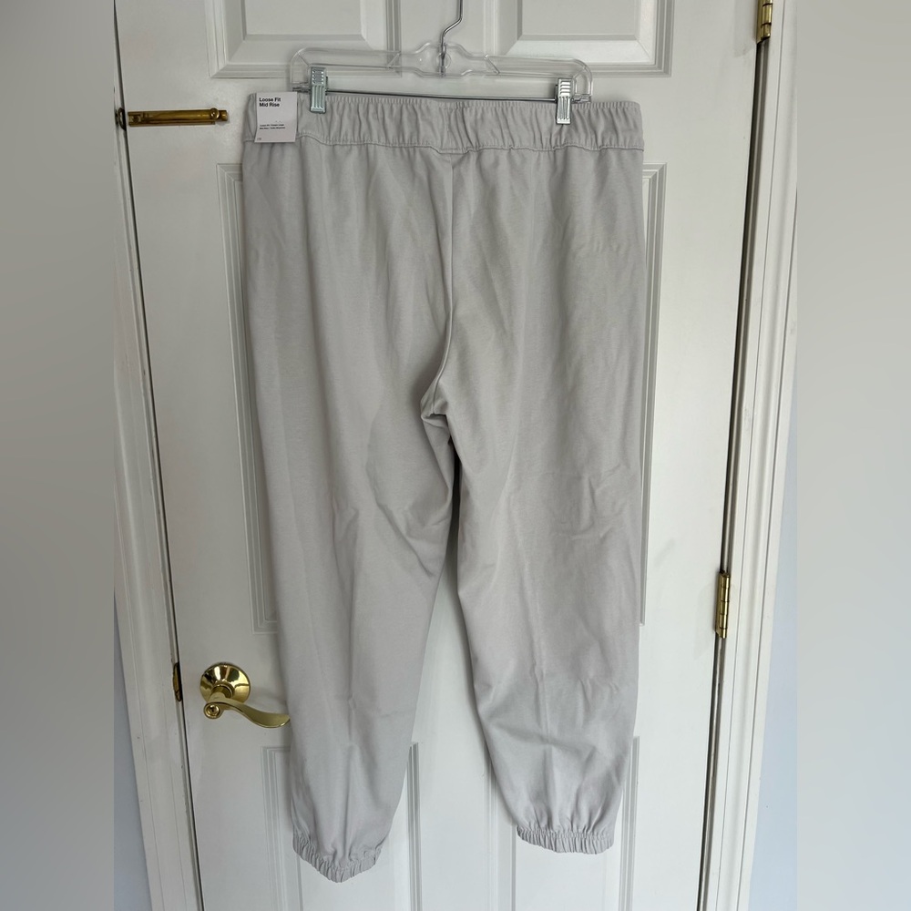 Nike joggers NWT - Picture 3 of 6